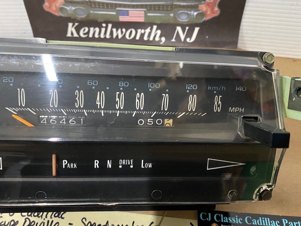 OEM 1977 1978 1979 Cadillac Deville Fleetwood Brougham DASH INSTRUMENT CLUSTER SPEEDOMETER WITH CIRCUIT BOARD #25020832 - Image 3