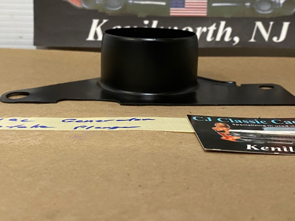 OEM 1959 1960 CADILLAC DEVILLE ELDORADO FLEETWOOD GENERATOR AIR INTAKE HOSE FLANGE (FOR CARS WITH A/C) #1471925 - Image 3