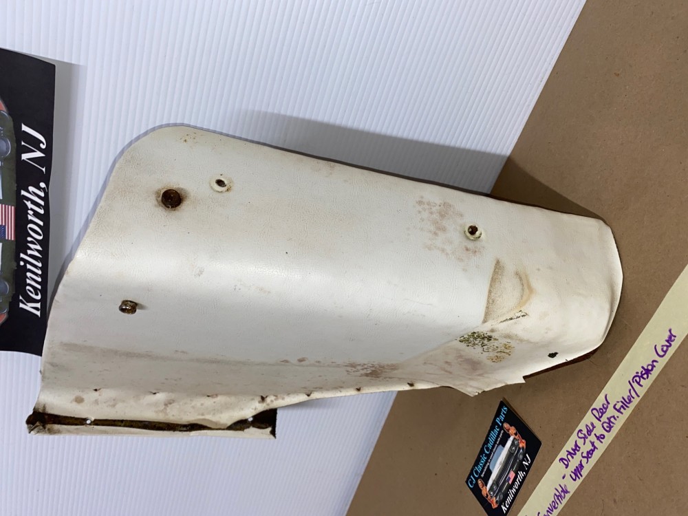OEM 1969 1970 Cadillac Coupe Deville Convertible LEFT DRIVER SIDE REAR SEAT FILLER CONVERTIBLE TOP PISTON COVER TRIM - WHITE - Image 3