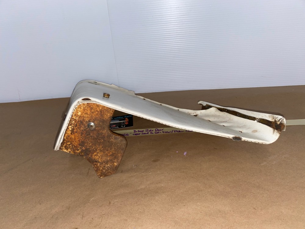 OEM 1969 1970 Cadillac Coupe Deville Convertible LEFT DRIVER SIDE REAR SEAT FILLER CONVERTIBLE TOP PISTON COVER TRIM - WHITE - Image 5