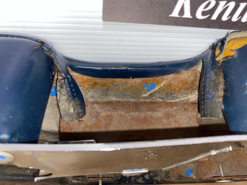 OEM 1966 1967 Cadillac Fleetwood 75 LIMO LIMOUSINE RIGHT PASSENGER SIDE REAR DOOR PANEL ARM REST PAD BASE WITH VENT & COURTESY LIGHT - DARK BLUE - Image 15