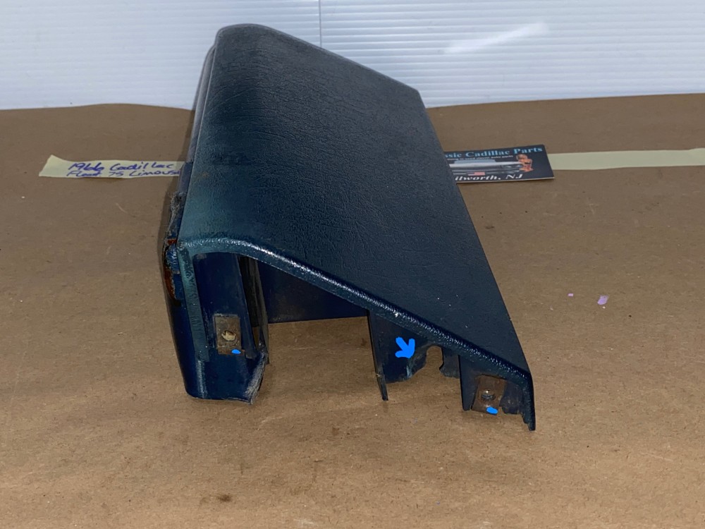 OEM 1966 1967 Cadillac Fleetwood LIMO LIMOUSINE RIGHT PASSENGER SIDE FRONT DOOR PANEL ARM REST BASE PAD TRIM - - DARK BLUE - Image 13