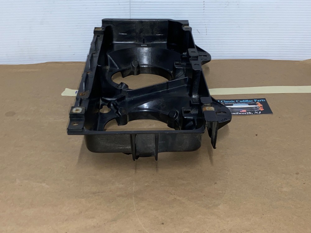 OEM 1977 1978 Cadillac Eldorado RIGHT PASSENGER SIDE PLASTIC HEADLIGHT BUCKET HOUSING MOUNT #1609618 - Image 10