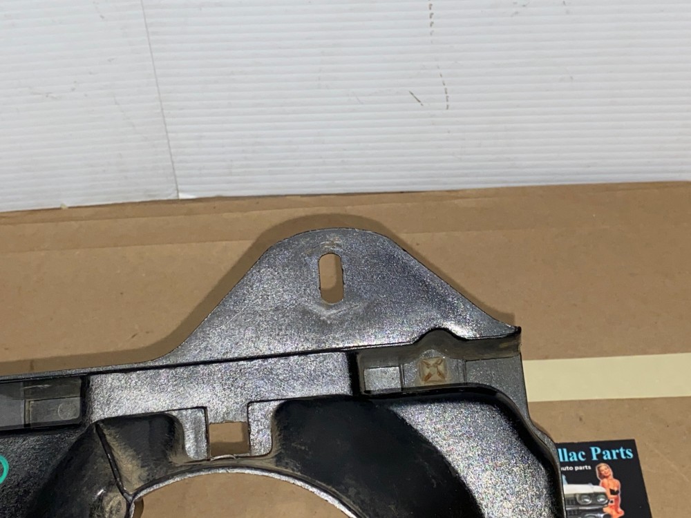 OEM 1977 1978 Cadillac Eldorado RIGHT PASSENGER SIDE PLASTIC HEADLIGHT BUCKET HOUSING MOUNT #1609618 - Image 18