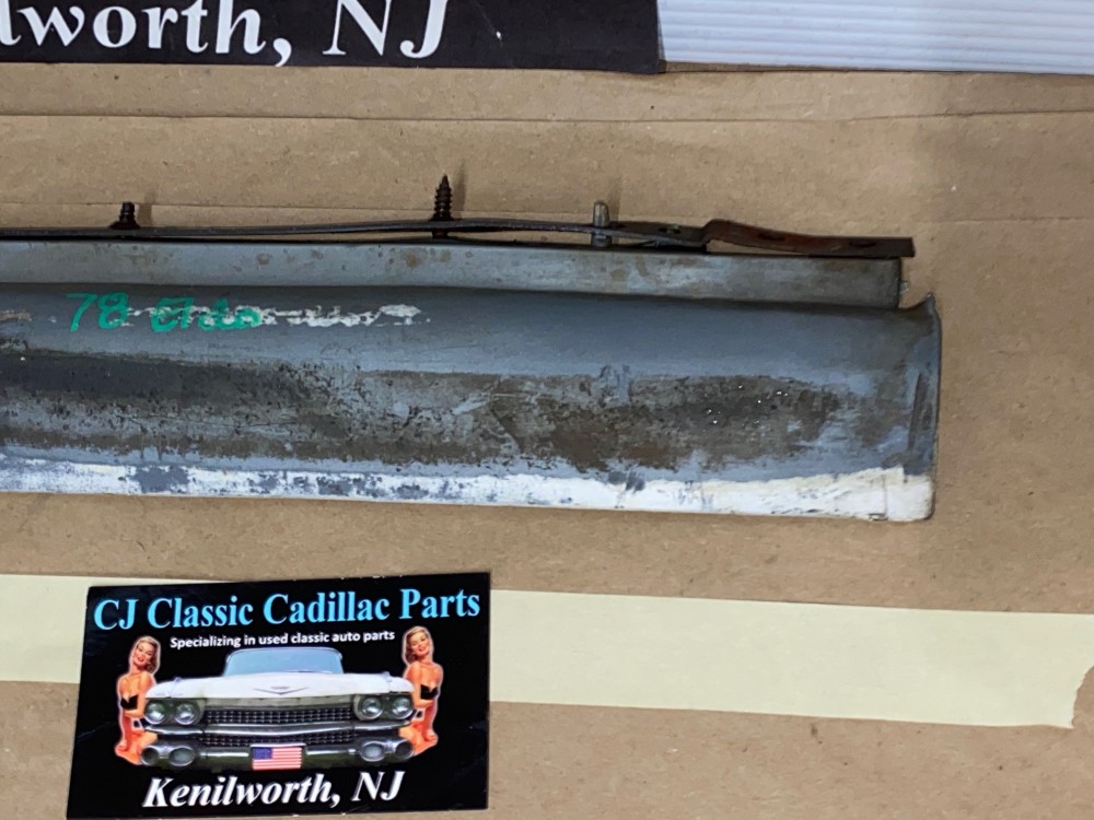 OEM 1977 1978 Cadillac Eldorado RIGHT PASSENGER SIDE HEADLIGHT BUMPER FILLERS PANEL WITH SUPPORT BRACKET #1610701 - Image 10