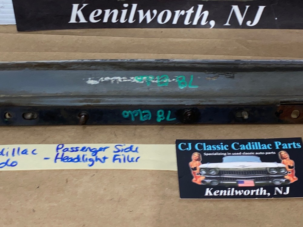 OEM 1977 1978 Cadillac Eldorado RIGHT PASSENGER SIDE HEADLIGHT BUMPER FILLERS PANEL WITH SUPPORT BRACKET #1610701 - Image 14