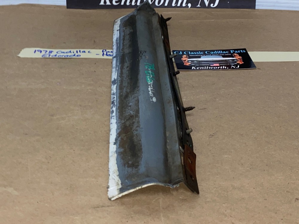OEM 1977 1978 Cadillac Eldorado RIGHT PASSENGER SIDE HEADLIGHT BUMPER FILLERS PANEL WITH SUPPORT BRACKET #1610701 - Image 16