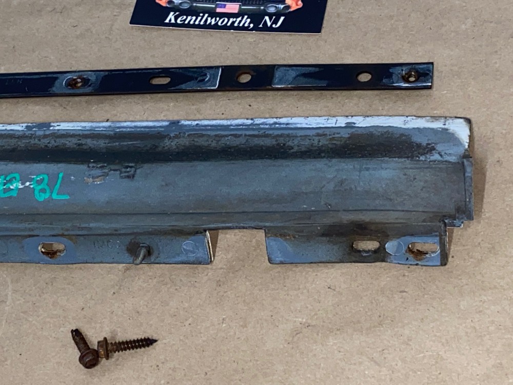 OEM 1977 1978 Cadillac Eldorado RIGHT PASSENGER SIDE HEADLIGHT BUMPER FILLERS PANEL WITH SUPPORT BRACKET #1610701 - Image 18