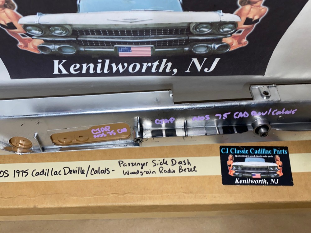 NOS 1974 1975 1976 Cadillac Fleetwood Deville Eldorado Calais RIGHT PASSENGER SIDE DASH WOODGRAIN TRIM RADIO BEZEL #1605940 - Image 21