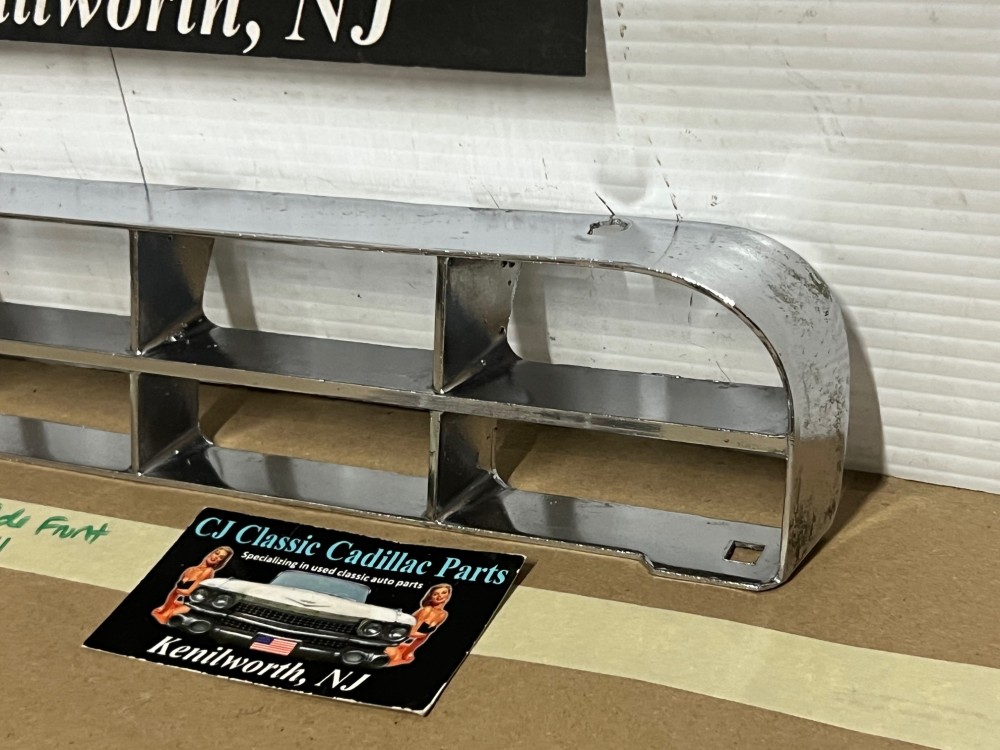 OEM 1967 Cadillac Deville Calais Fleetwood Commercial Chassis RIGHT PASSENGER SIDE FRONT BUMPER GRILL #1487634 - Image 12