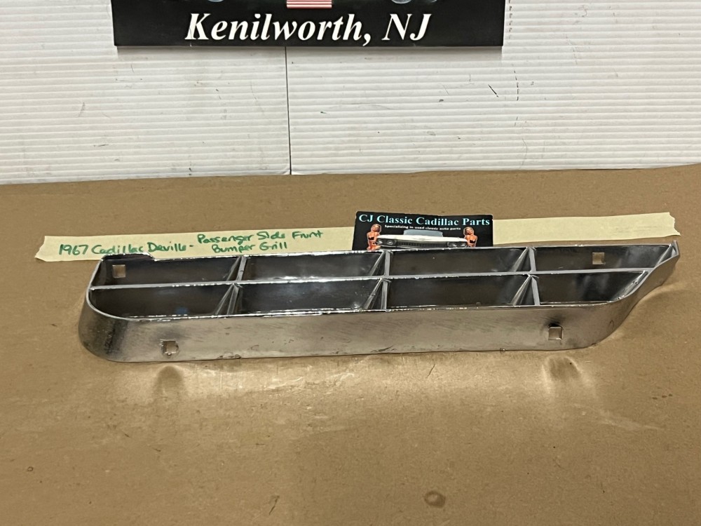 OEM 1967 Cadillac Deville Calais Fleetwood Commercial Chassis RIGHT PASSENGER SIDE FRONT BUMPER GRILL #1487634 - Image 8