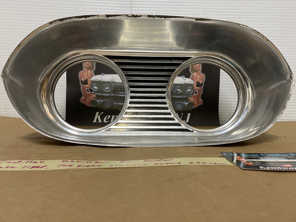 OEM 1961 Cadillac Deville Eldorado Fleetwood BRAKE LIGHT TAIL LIGHT ALUMINUM ESCUTCHEON INSERT BEZEL #1475504 - Image 2