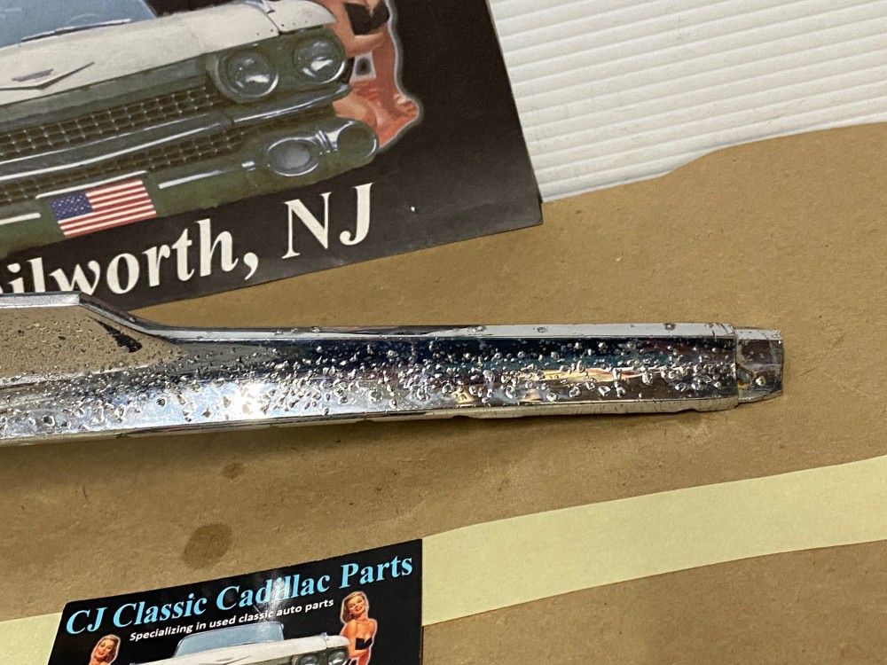 OEM 1959 Cadillac Deville Eldorado Fleetwood RIGHT PASSENGER SIDE FRONT FENDER GUNSIGHT CHROME TRIM MOLDING #1470534 - Image 13