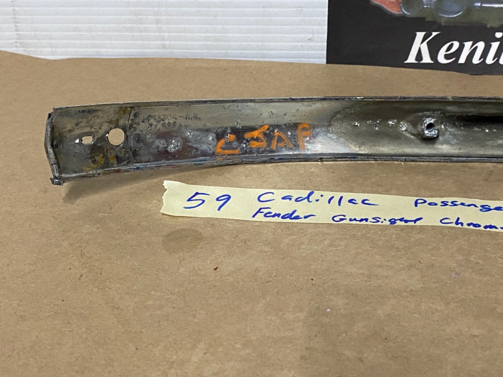OEM 1959 Cadillac Deville Eldorado Fleetwood RIGHT PASSENGER SIDE FRONT FENDER GUNSIGHT CHROME TRIM MOLDING #1470534 - Image 8