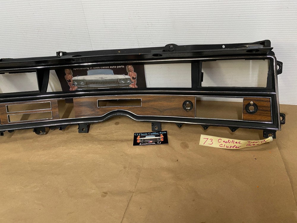 OEM 1971 1972 1973 Cadillac Deville Eldorado Calais LEFT DASH INSTRUMENT CLUSTER SPEEDOMETER RADIO BEZEL WOODGRAIN TRIM #1496235 - Image 2