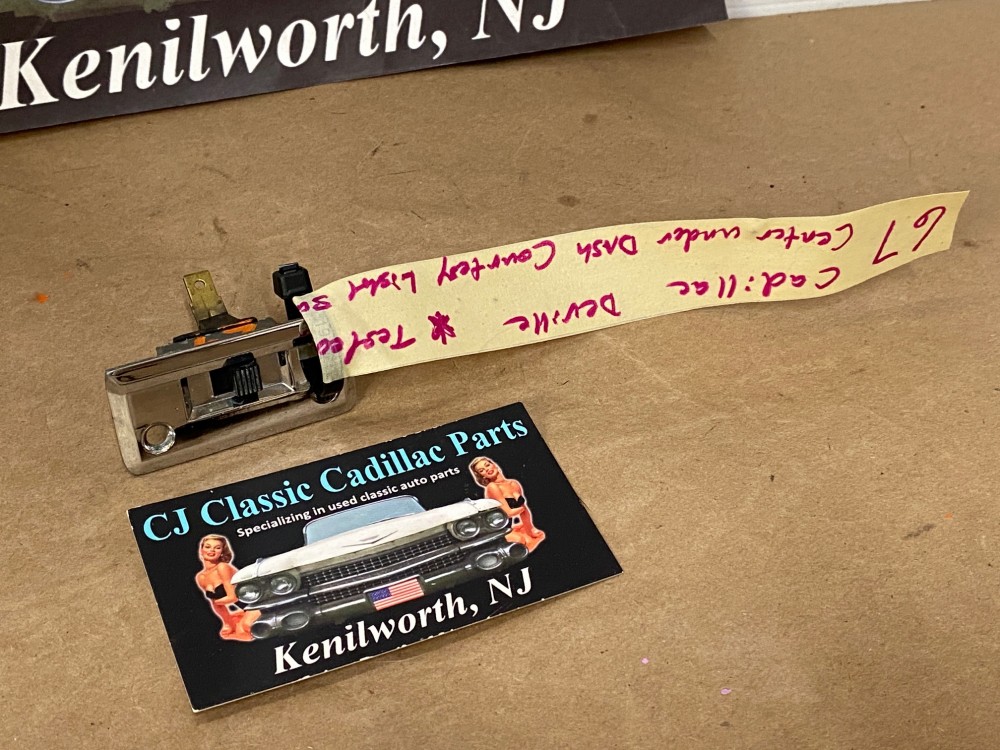 OEM 1961 1962 1963 1964 1965 1966 1967 1968 1969 1970 Cadillac Deville Eldorado 1965 1966 1967 1968 1969 1970 Calais Fleetwood CENTER UNDER DASH COURTESY LIGHT SWITCH & BEZEL TESTED - Image 10