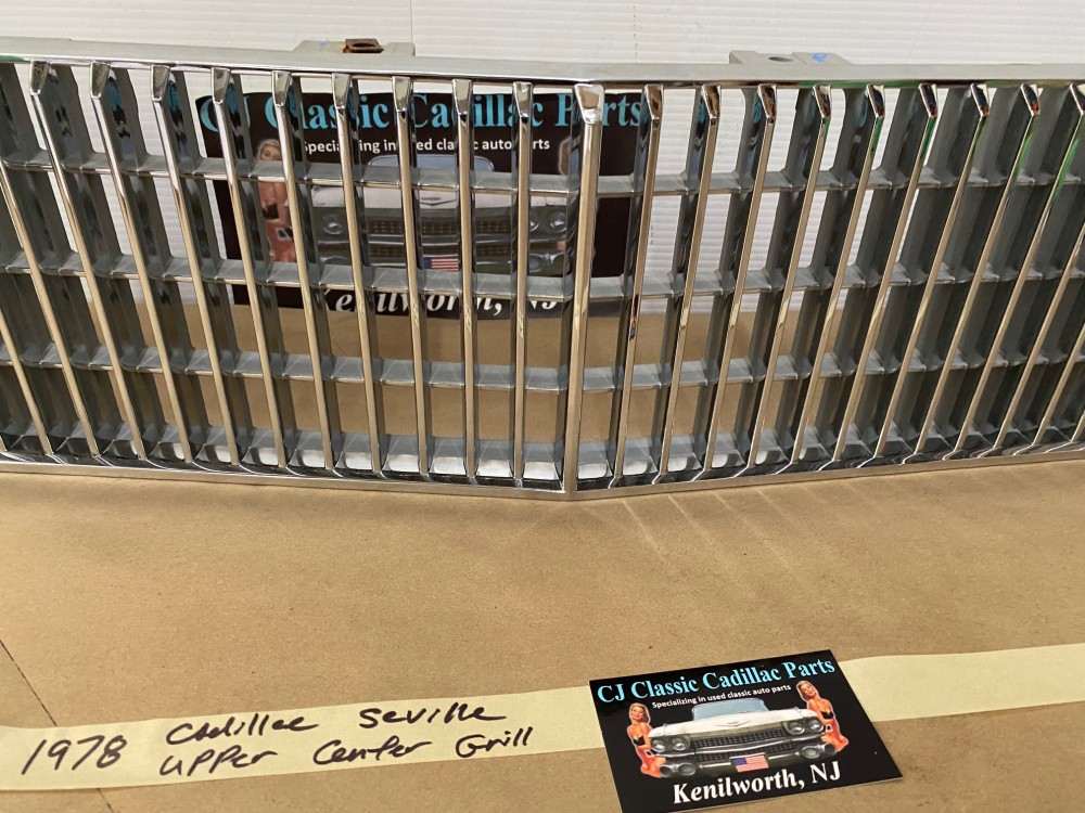 OEM 1977 1978 1979 Cadillac Seville FRONT UPPER CENTER GRILL GRILLE #1611327 - Image 22