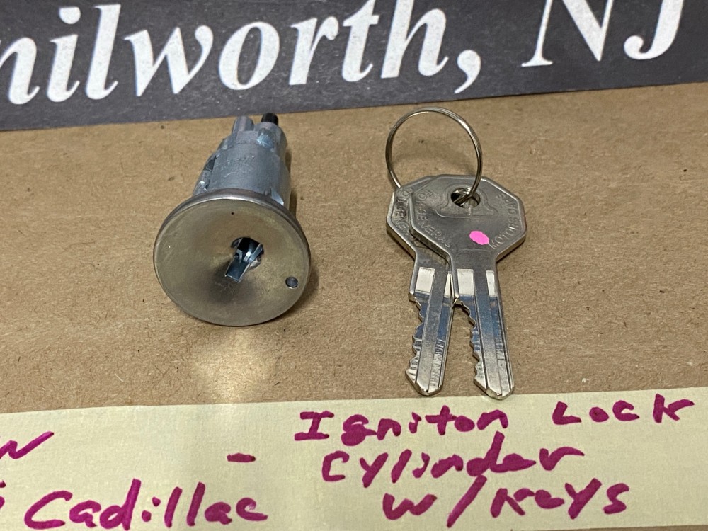 NEW 1968 CADILLAC DEVILLE ELDORADO FLEETWOOD CALAIS IGNITION LOCK CYLINDER WITH KEYS - Image 6