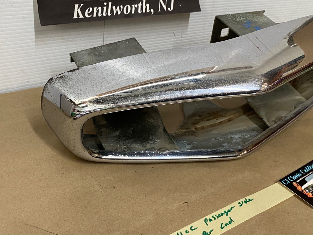 OEM 1964 Cadillac Deville Eldorado Fleetwood RIGHT PASSENGER SIDE REAR BUMPER END TAIL LIGHT SURROUND HOUSING #3513123 - Image 2