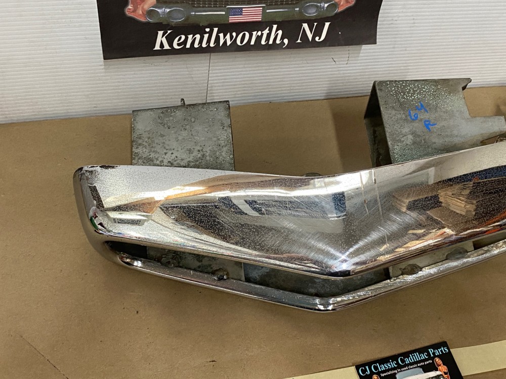 OEM 1964 Cadillac Deville Eldorado Fleetwood RIGHT PASSENGER SIDE REAR BUMPER END TAIL LIGHT SURROUND HOUSING #3513123 - Image 3
