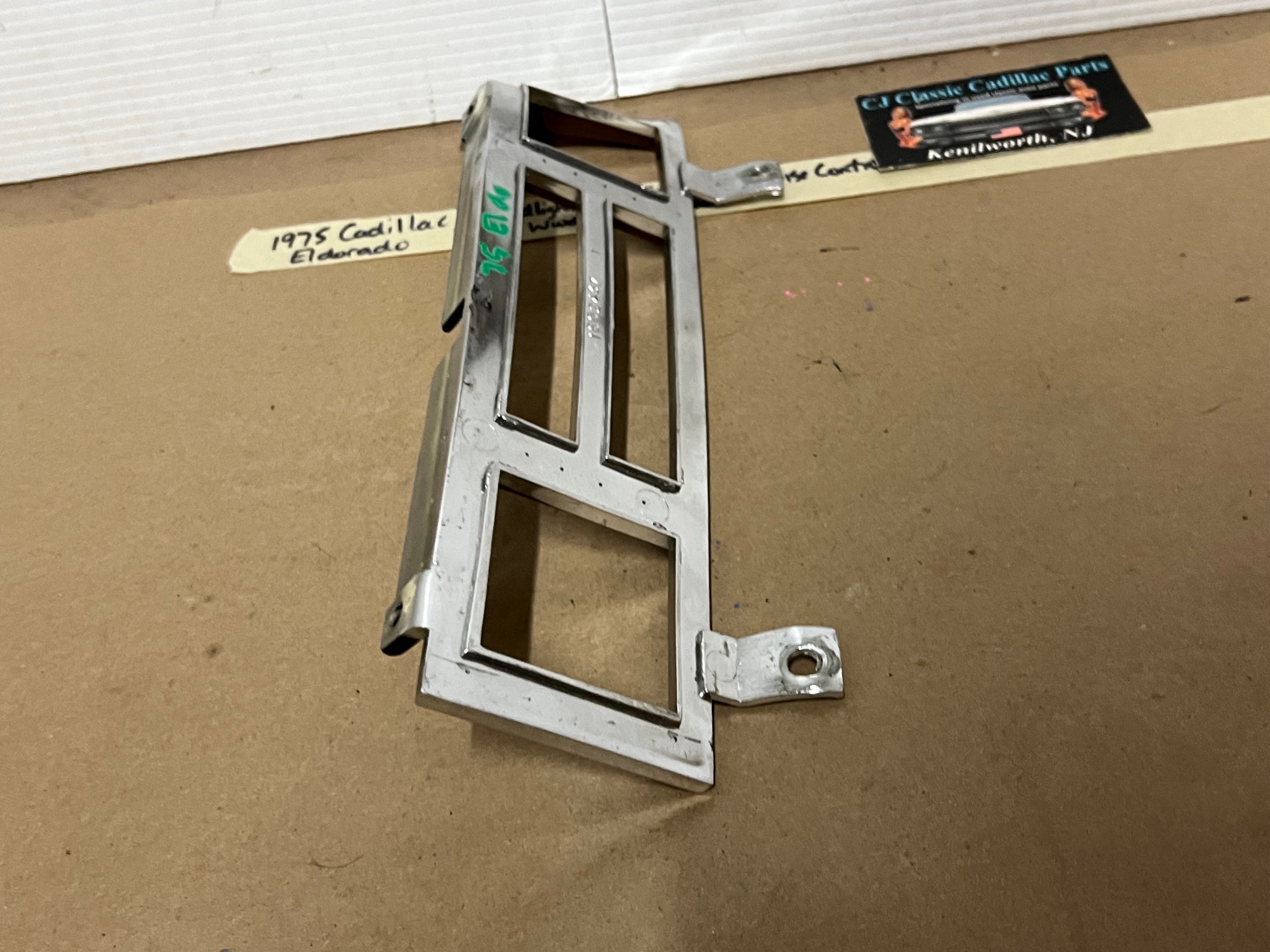 1974 1975 1976 Cadillac Deville Calais Fleetwood 1974 1975 1976 1977 1978 Eldorado DASH CLIMATE CONTROL HEADLIGHT CRUISE CONTROL SWITCH BEZEL #1602437 - Image 2