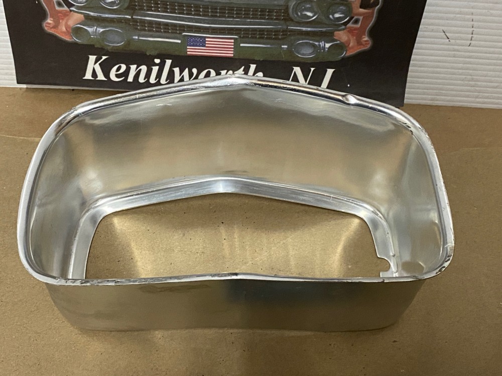 OEM 1962 Cadillac Deville Eldorado Fleetwood BRAKE LIGHT TAIL LIGHT ALUMINUM ESCUTCHEON INSERT BEZEL #1477414 - Image 2