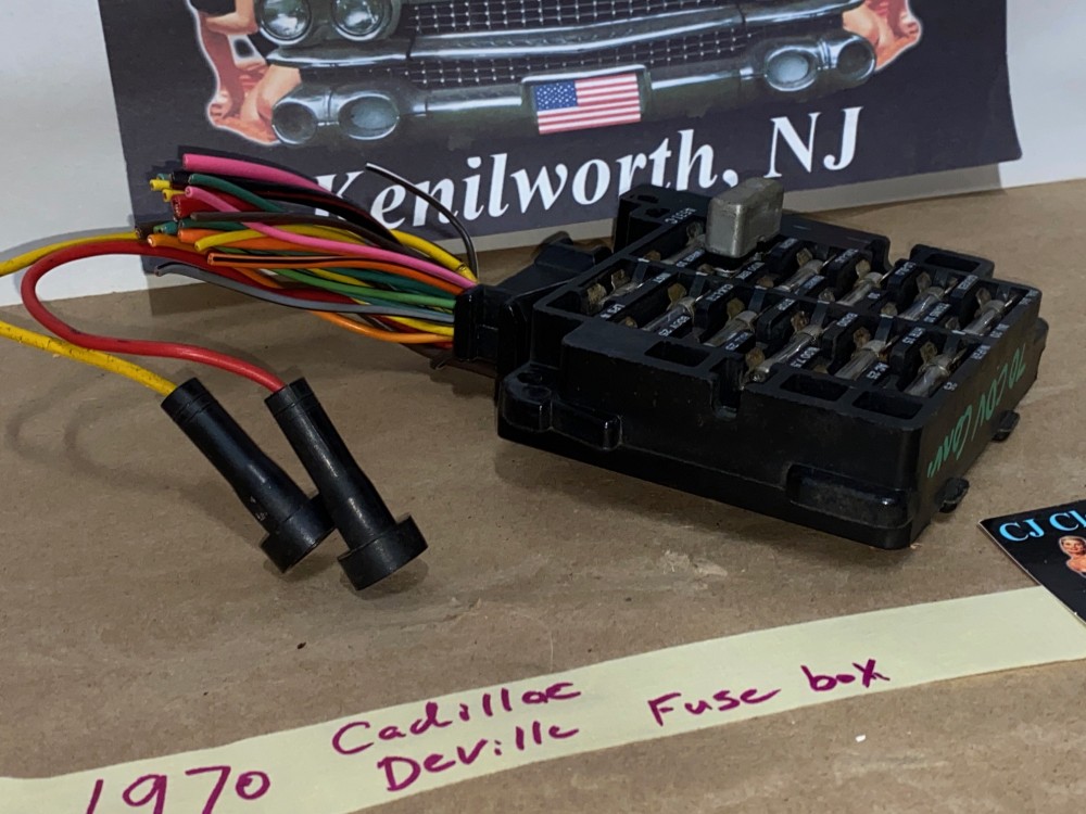 OEM 1970 Cadillac Deville Fleetwood Calais UNDER DASH FUSE BOX PANEL - Image 4