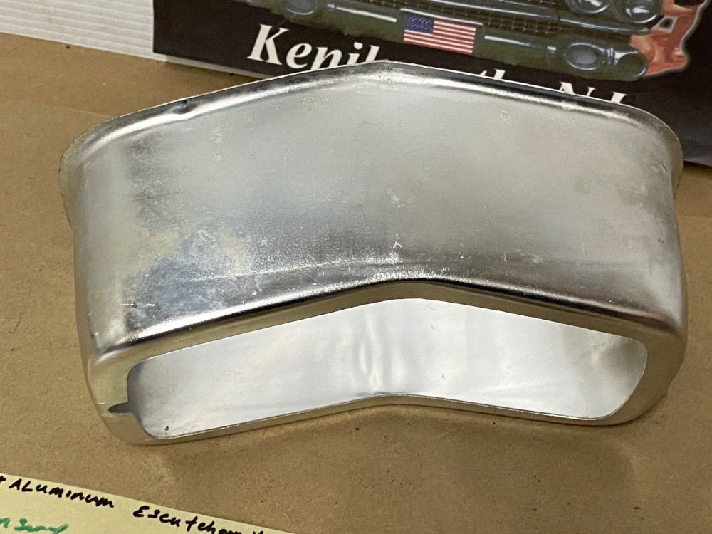 OEM 1962 Cadillac Deville Eldorado Fleetwood BRAKE LIGHT TAIL LIGHT ALUMINUM ESCUTCHEON INSERT BEZEL #1477414 - Image 16