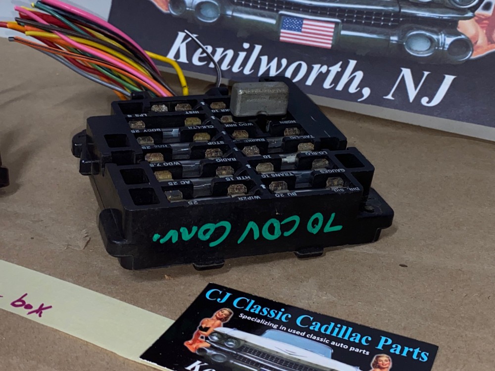 OEM 1970 Cadillac Deville Fleetwood Calais UNDER DASH FUSE BOX PANEL - Image 5