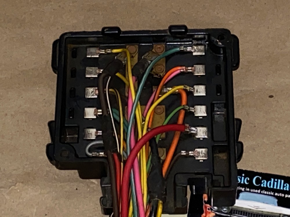 OEM 1970 Cadillac Deville Fleetwood Calais UNDER DASH FUSE BOX PANEL - Image 10