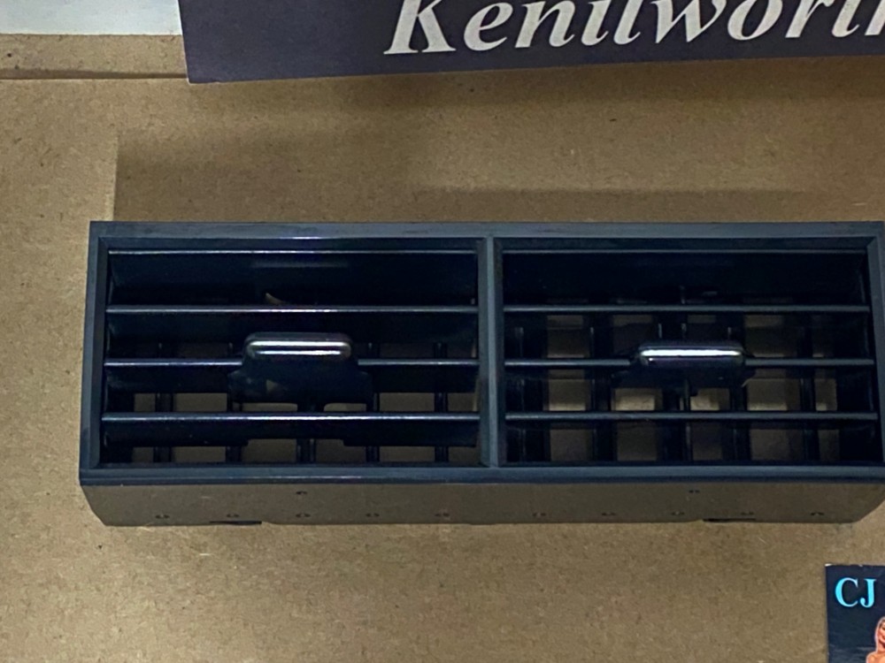 OEM 1971 1972 1973 Cadillac Deville Eldorado Fleetwood Calais DASH A/C AIR CONDITIONING HEATER DUCT VENT #1496696 - Image 3