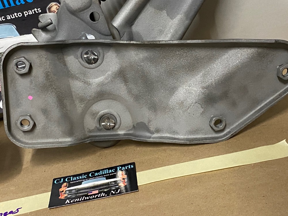 REBUILT 1961 1962 1963 1964 CADILLAC DEVILLE ELDORADO FLEETWOOD SERIES 62 HOOD HINGES WITH SPRINGS AND NEW RIVETS - Image 9