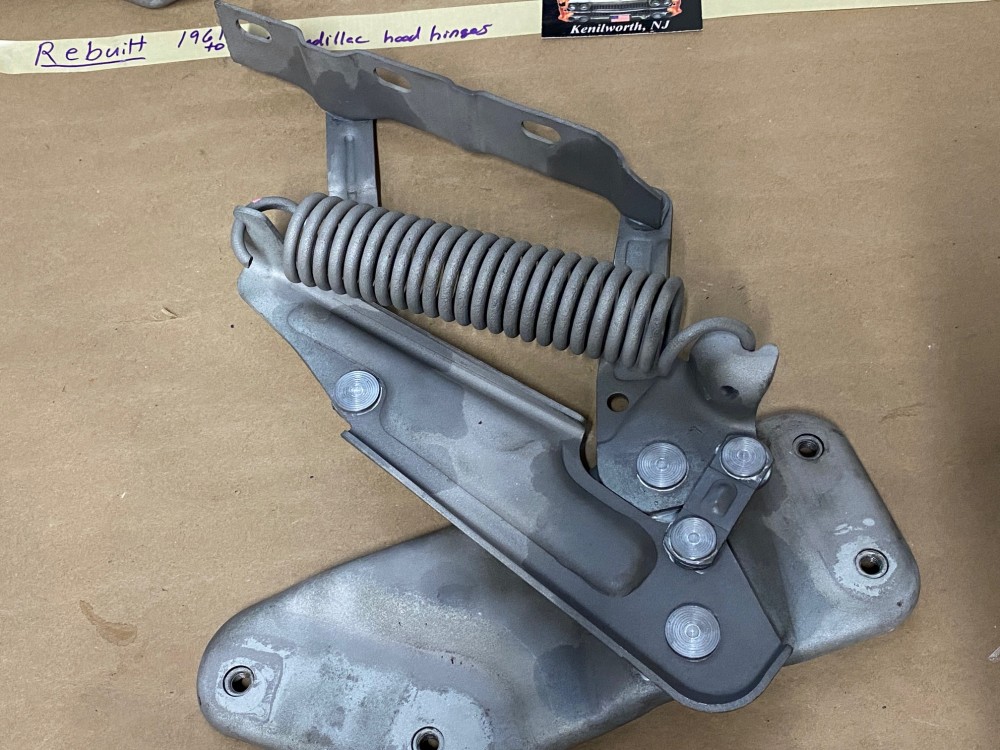 REBUILT 1961 1962 1963 1964 CADILLAC DEVILLE ELDORADO FLEETWOOD SERIES 62 HOOD HINGES WITH SPRINGS AND NEW RIVETS - Image 5
