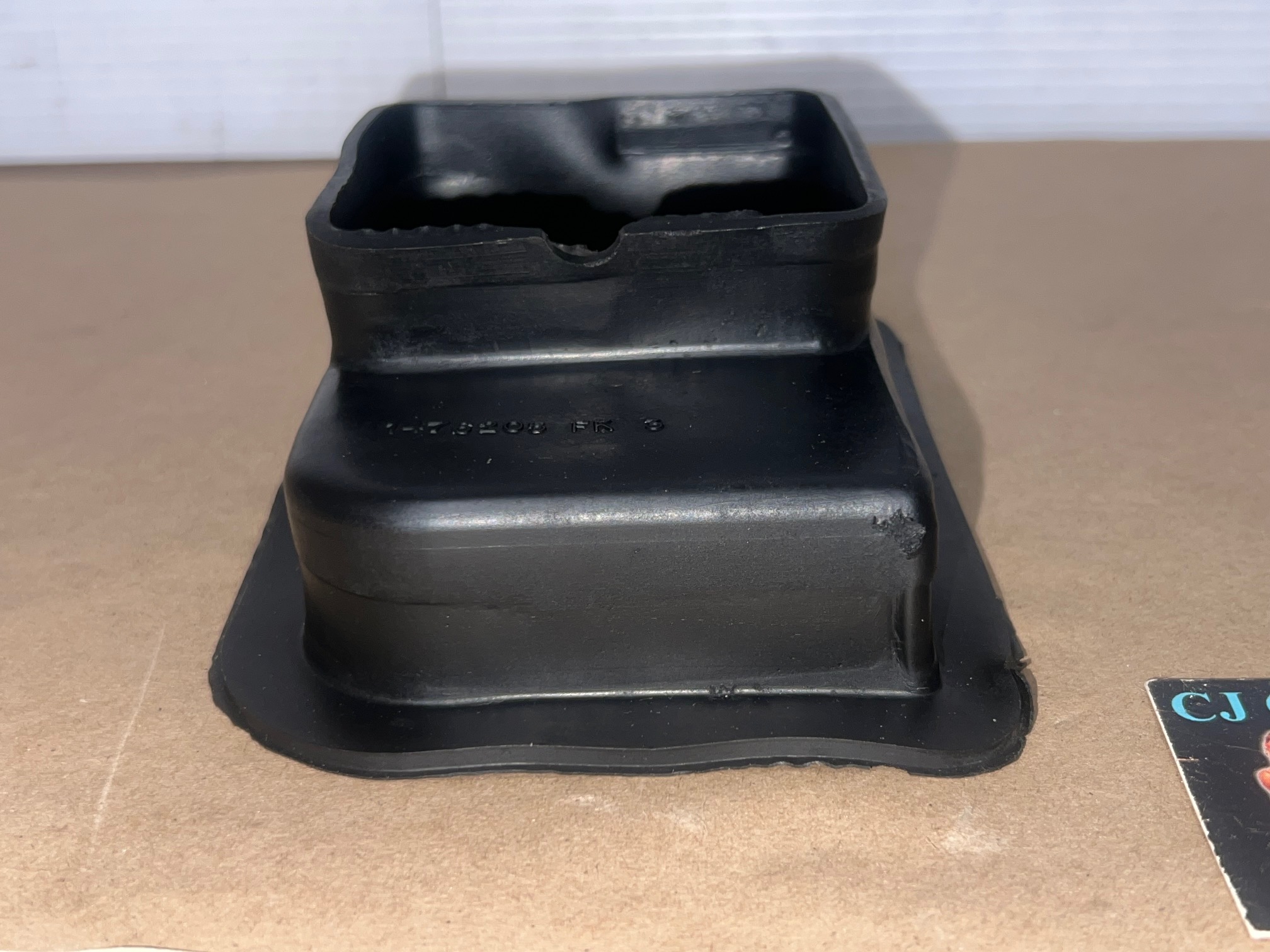 OEM 1961 1962 Cadillac Deville Eldorado HEATER BLOWER MOTOR TO DASH HEATER AIR INLET BOOT (NON A/C) #1476205 - Image 4