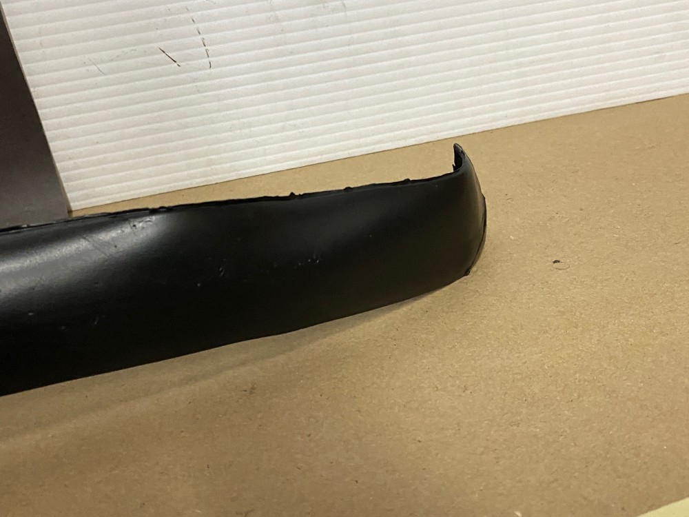 OEM 1964 Cadillac Deville Eldorado Fleetwood LEFT DRIVER SIDE RUBBER QUARTER PANEL TO REAR BUMPER END FILLERS #1481656 - Image 14