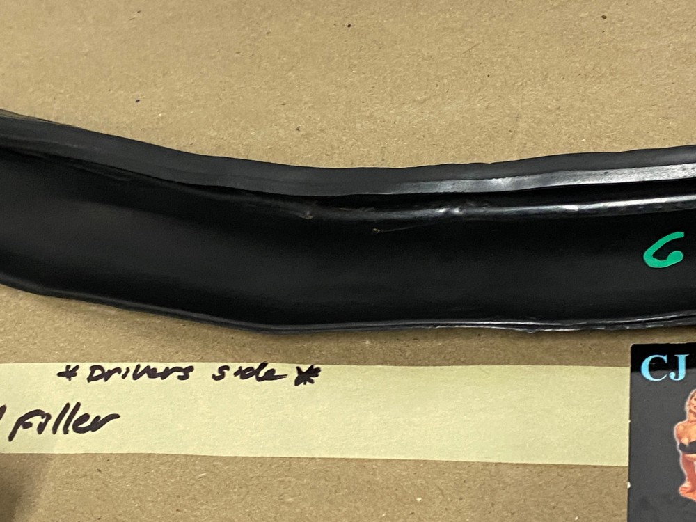 OEM 1964 Cadillac Deville Eldorado Fleetwood LEFT DRIVER SIDE RUBBER QUARTER PANEL TO REAR BUMPER END FILLERS #1481656 - Image 6