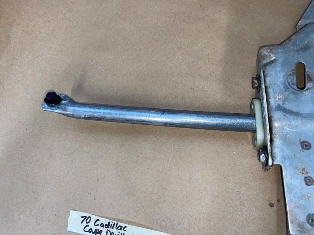 OEM 1969 1970 Cadillac Coupe Deville Convertible Calais 2 Door RIGHT FRONT DOOR WINDOW GUIDE TUBE LOWER SASH GUIDE #8788763/#8789940 - Image 14
