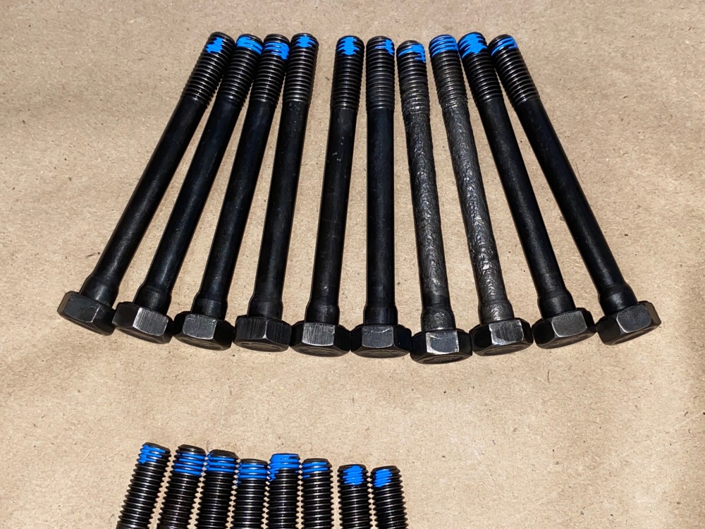 OEM 1967 Cadillac 429 Engine CYLINDER HEAD BOLTS - COMPLETE SET (INCLUDES ROCKER BOLTS) - Image 3