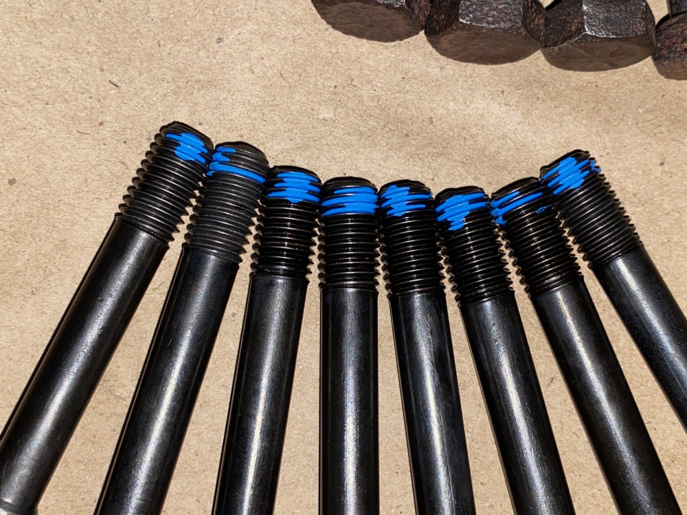 OEM 1967 Cadillac 429 Engine CYLINDER HEAD BOLTS - COMPLETE SET (INCLUDES ROCKER BOLTS) - Image 13