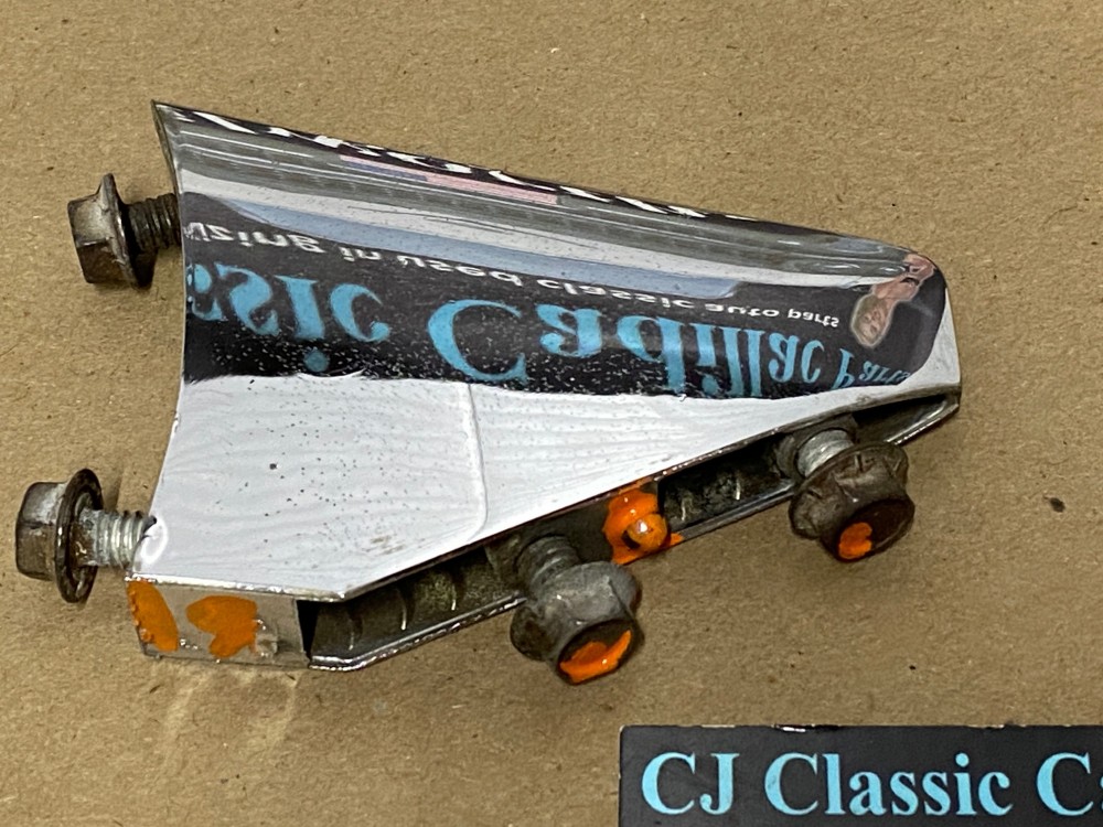 OEM 1961 Cadillac Deville Eldorado Fleetwood LEFT DRIVER SIDE REAR BUMPER CHROME GRILL DIVIDER ORNAMENT #1475860 - Image 13