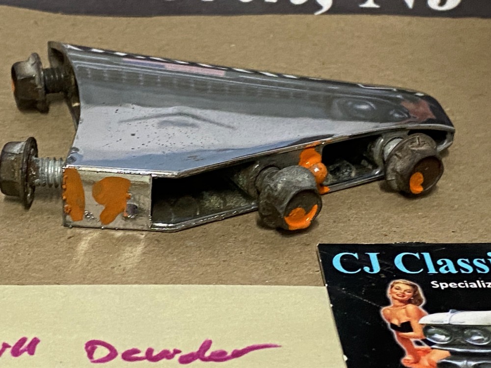 OEM 1961 Cadillac Deville Eldorado Fleetwood LEFT DRIVER SIDE REAR BUMPER CHROME GRILL DIVIDER ORNAMENT #1475860 - Image 11