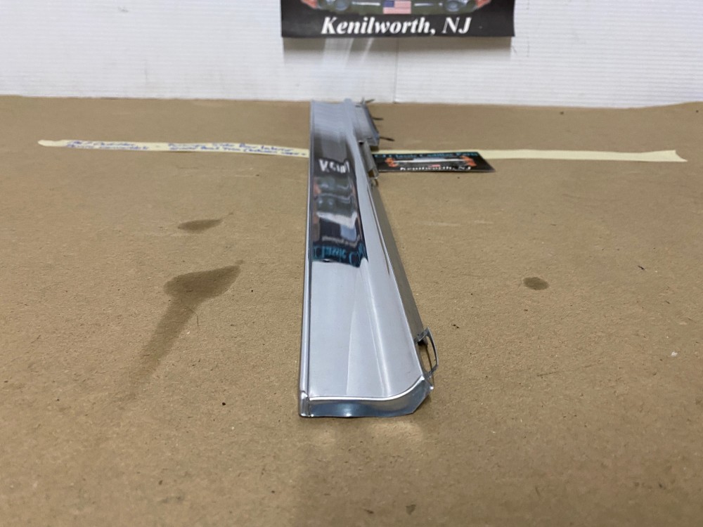 OEM 1967 Cadillac Deville Convertible RIGHT PASSENGER SIDE REAR INTERIOR DOOR QUARTER PANEL MOLDING - Image 15