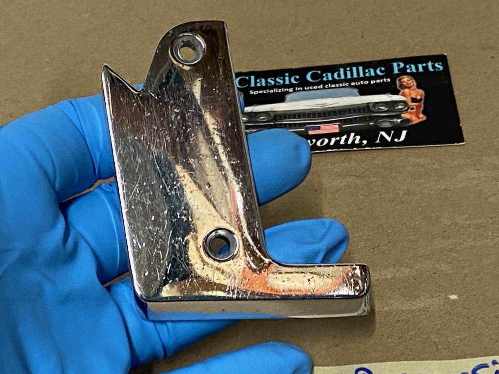 OEM 1967 Cadillac Deville Eldorado Fleetwood RIGHT PASSENGER SIDE FRONT INTERIOR SWITCH PLATE DOOR HANDLE COVER #7660320 - Image 4