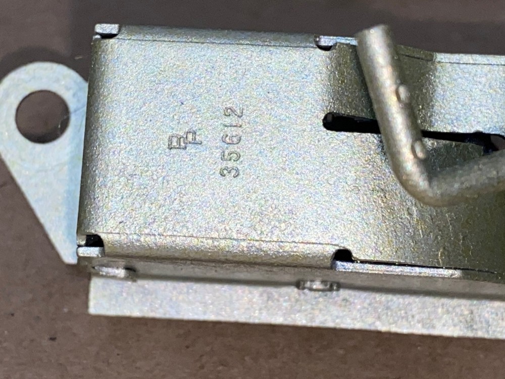 OEM 1968 1969 Cadillac Deville Eldorado Fleetwood Calais 4 BBL CARBURETOR CHOKE STOVE THERMOSTAT COIL BRACKET COVER #7037711/#35612 - Image 9