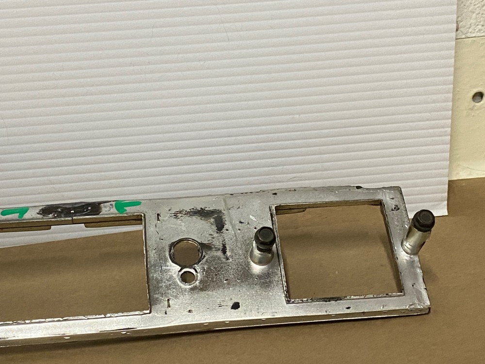 OEM 1974 1975 1976 1977 1978 Cadillac Eldorado RIGHT PASSENGER SIDE DASH TRIM RADIO BEZEL WITH EMBLEMS - Image 29