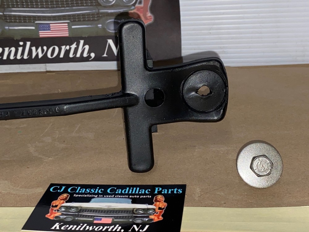 OEM 1975 1976 Cadillac Deville Fleetwood Calais 1975 1976 1977 1978 Cadillac Eldorado BATTERY HOLD DOWN MOUNTING BRACKET #1608537/1605096 - Image 5