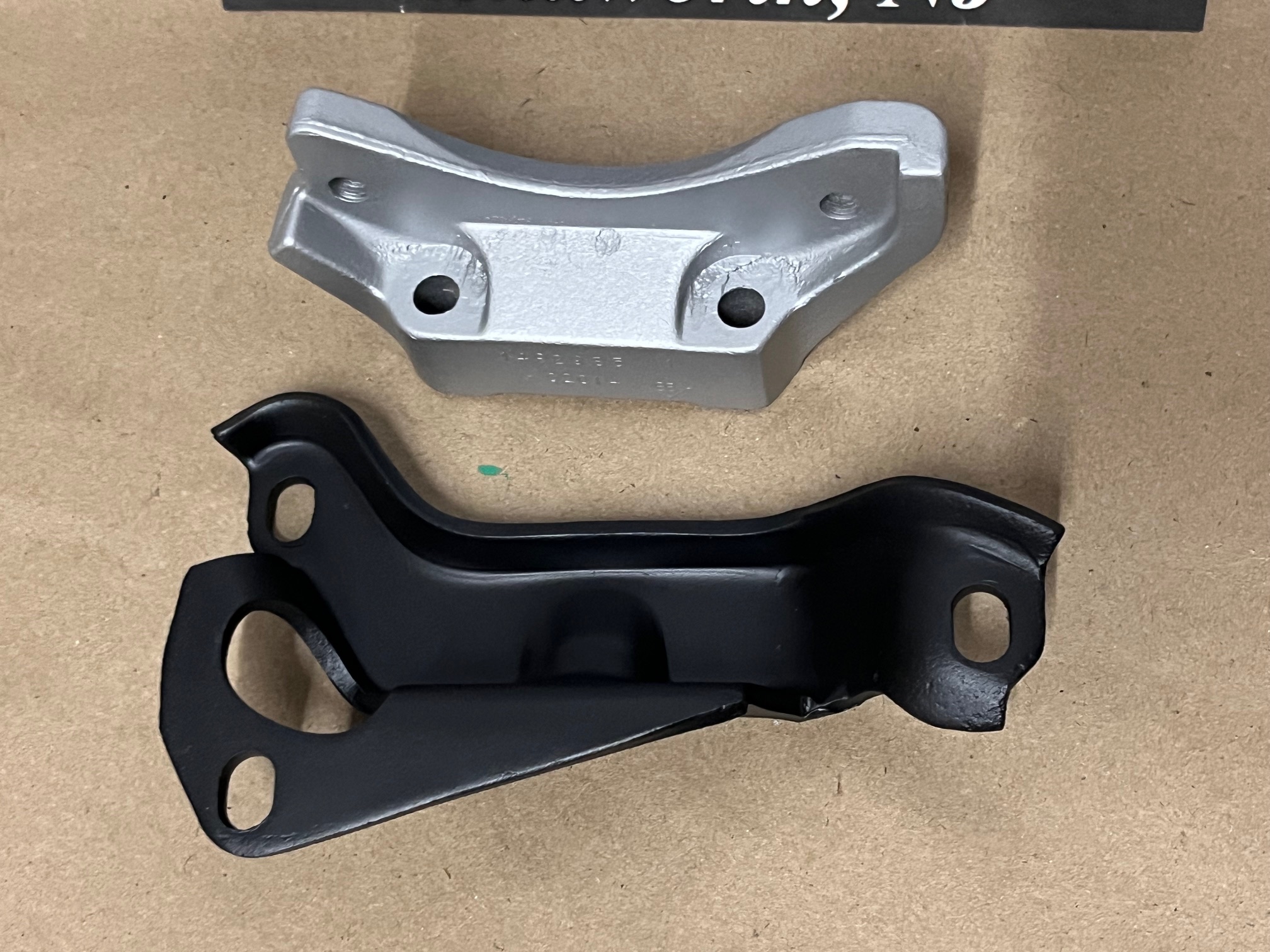 OEM 1968 1969 1970 1971 1972 1973 1974 1975 1976 Cadillac Deville Eldorado Fleetwood Calais A/C COMPRESSOR MOUNTING BRACKETS SUPPORT #1492985 - Image 8