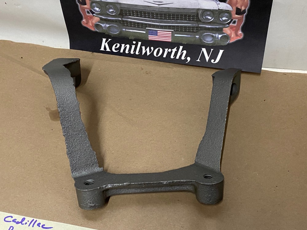 RESTORED 1961 Cadillac Deville Eldorado Fleetwood REAR A/C COMPRESSOR SUPPORT BRACKET #1475980 - Image 13
