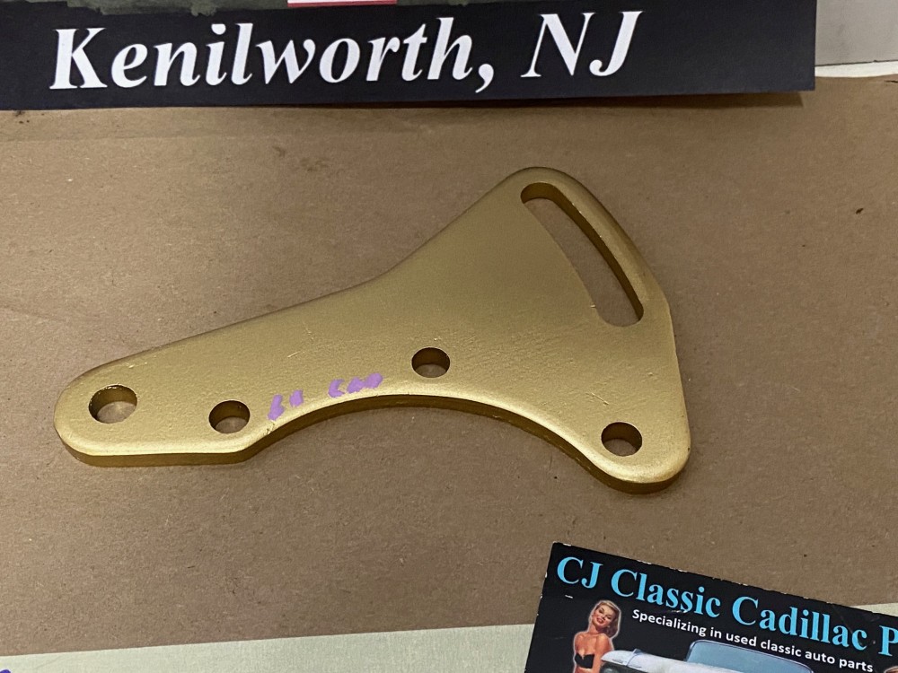 RESTORED 1961 Cadillac Deville Eldorado Fleetwood FRONT A/C COMPRESSOR SUPPORT ADJUSTER BRACKET #1475842 - Image 9