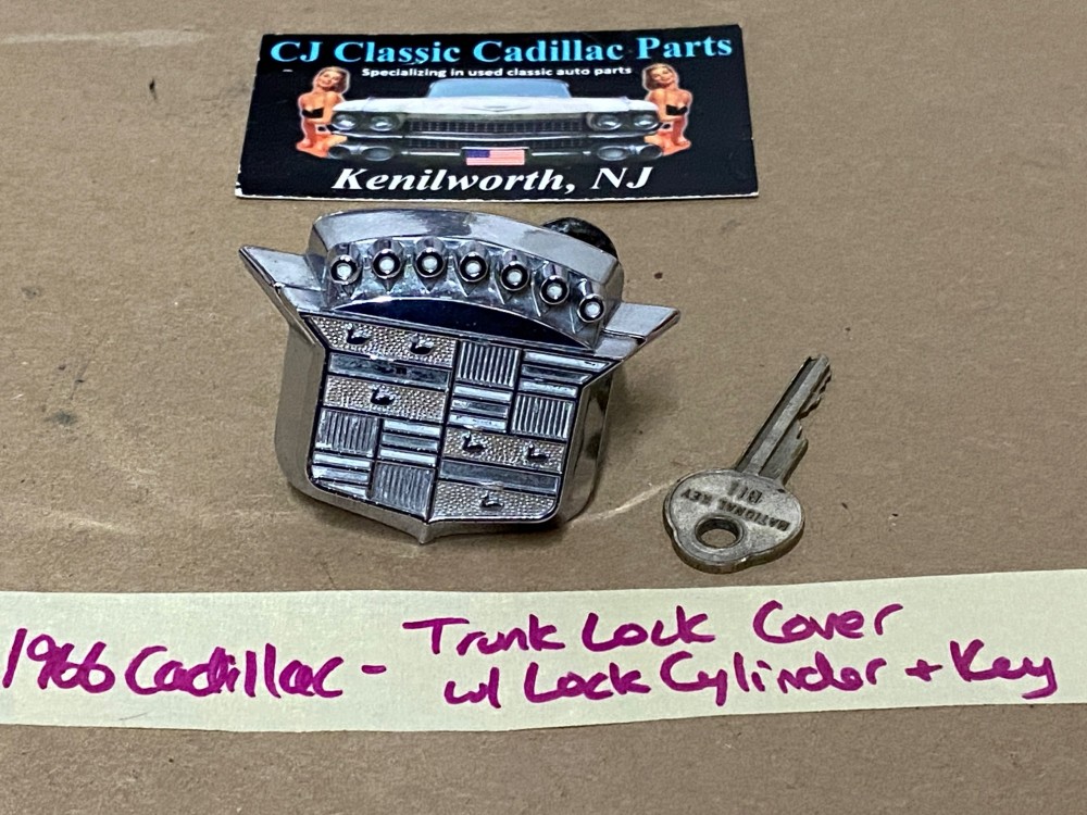 OEM 1964 1965 1966 Cadillac Deville Eldorado Cadillac Calais DECK LID TRUNK LOCK COVER FLIPPER EMBLEM W/ LOCK CYLINDER & KEY #3632905 - Image 2